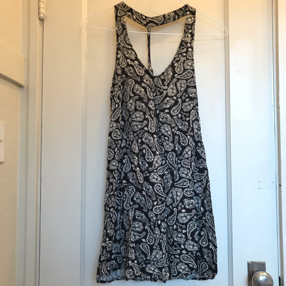 Black and White Paisley Print Minidress, Forever 21 size Large